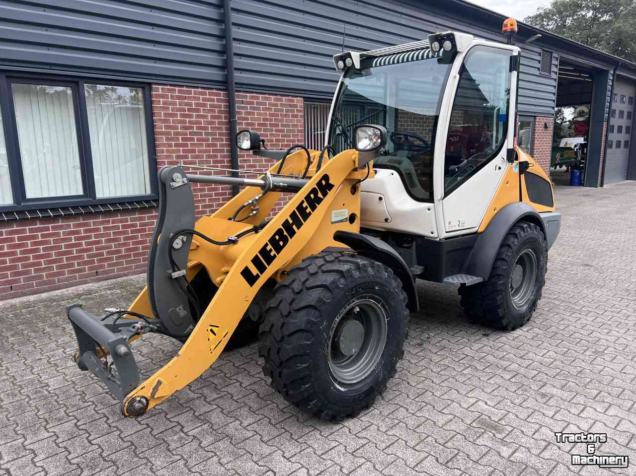 Chargeuse sur pneus Liebherr L506C