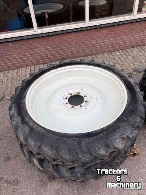 Roues, Pneus, Jantes, Barillets Jumelage Alliance 320/85R36  340/85/48