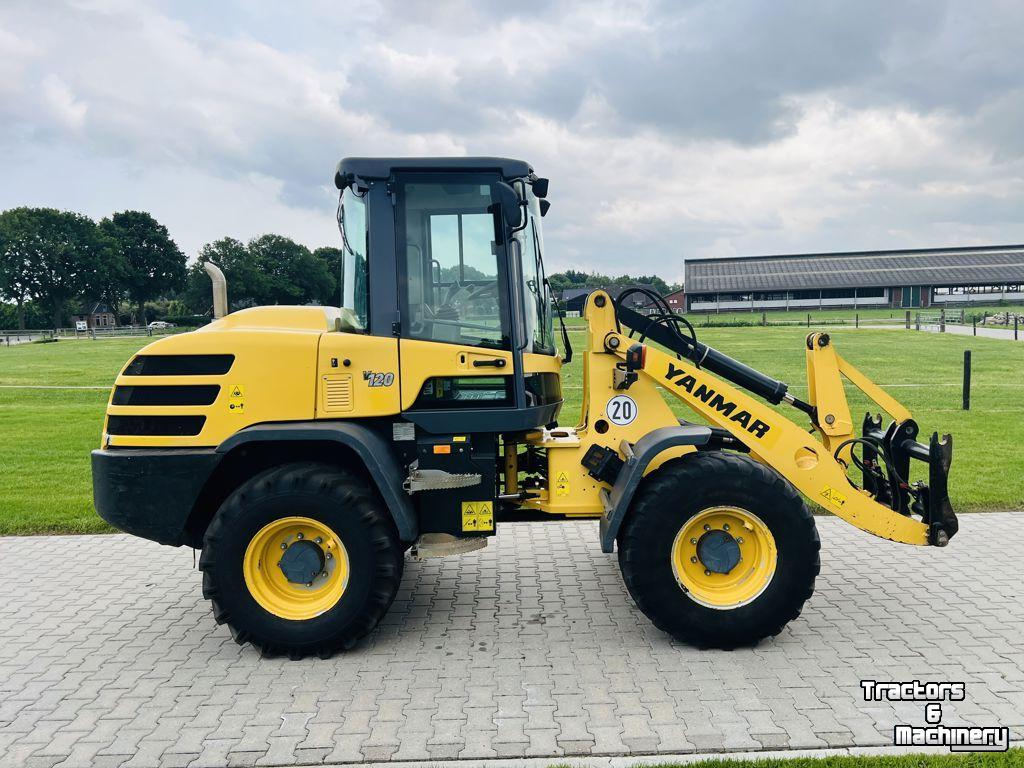 Chargeuse sur pneus Yanmar V120