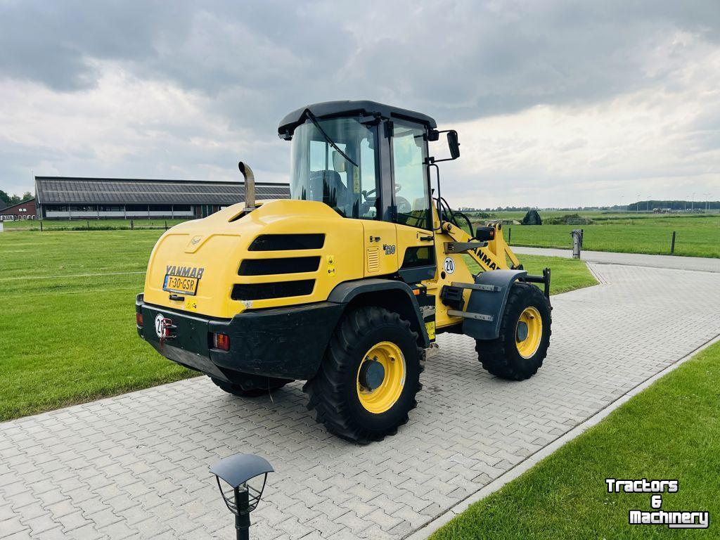 Chargeuse sur pneus Yanmar V120