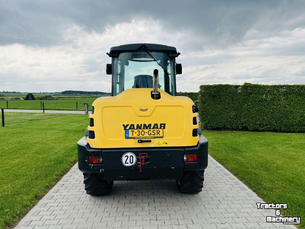 Chargeuse sur pneus Yanmar V120