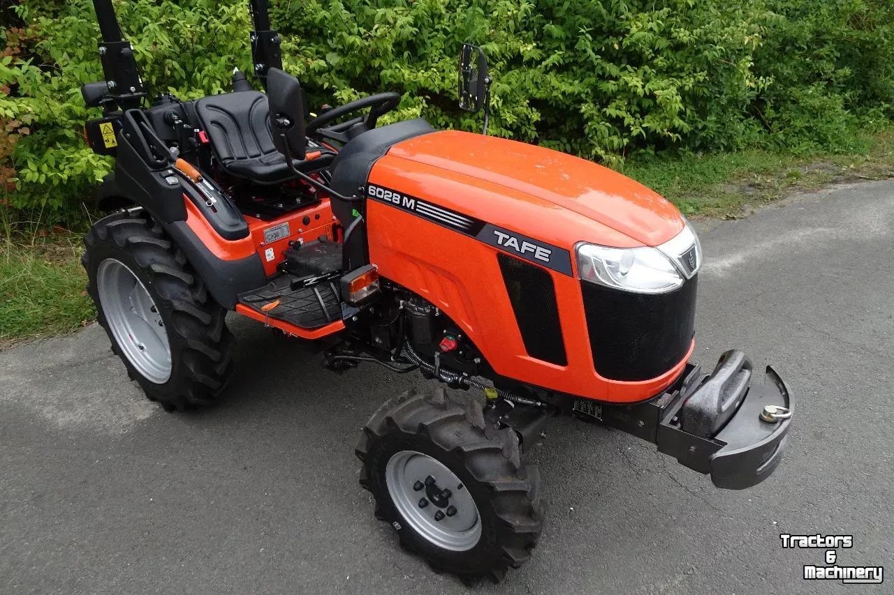 Tracteur TAFE Compact trekker 6028M