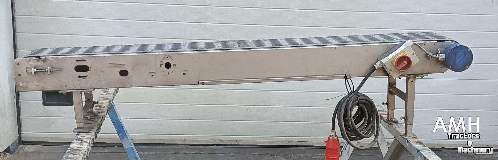 Convoyeur élévateur  Opvoerband 1750X250 OPVOERBAND ELEVATOR BELT FÖRDERBAND STEIGBAND