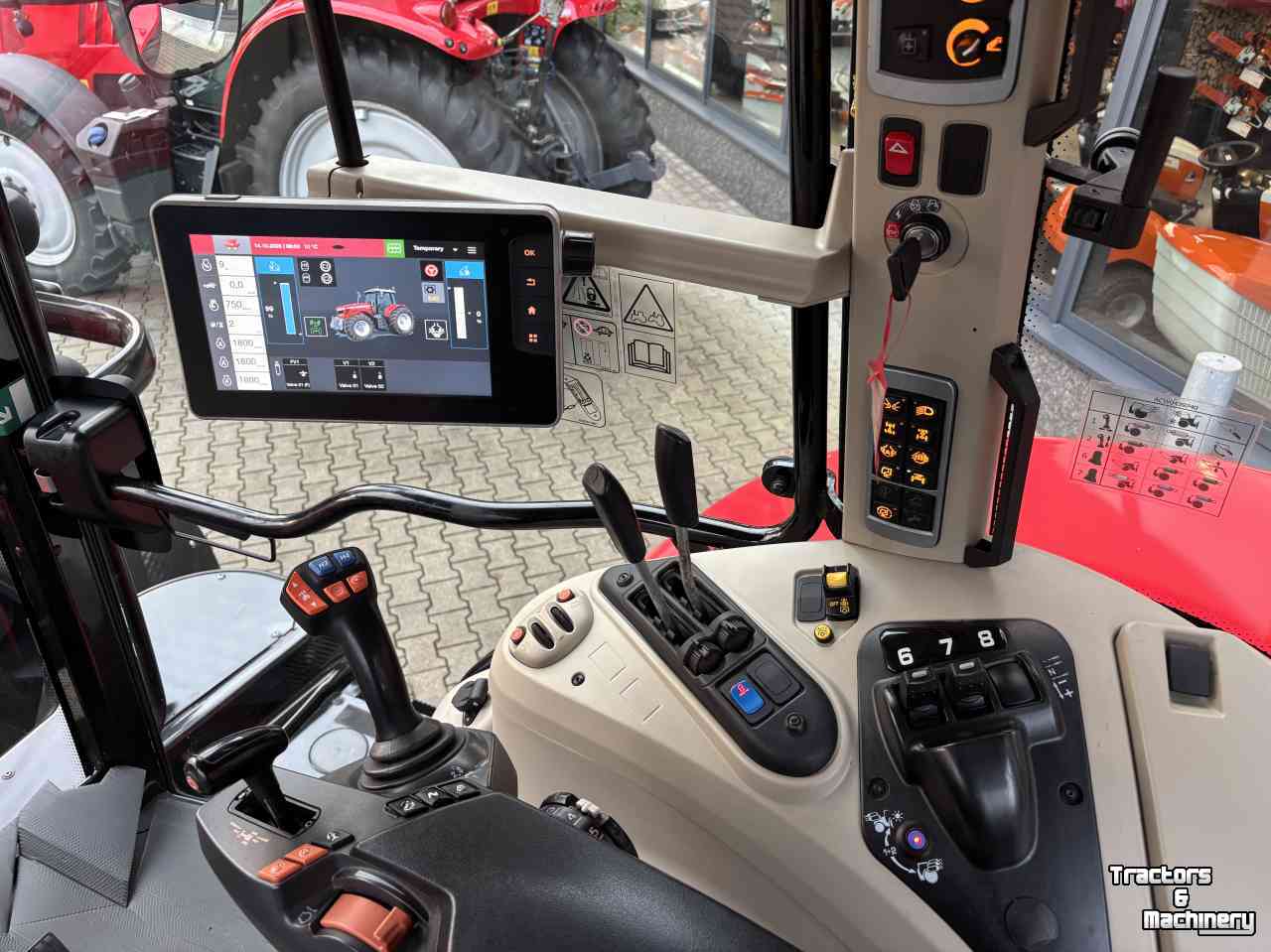 Tracteur Massey Ferguson 7718S Efficiënt Dyna- VT