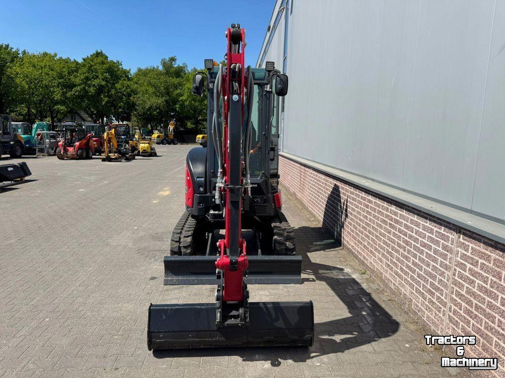 Mini pelleteuse Yanmar VIO26