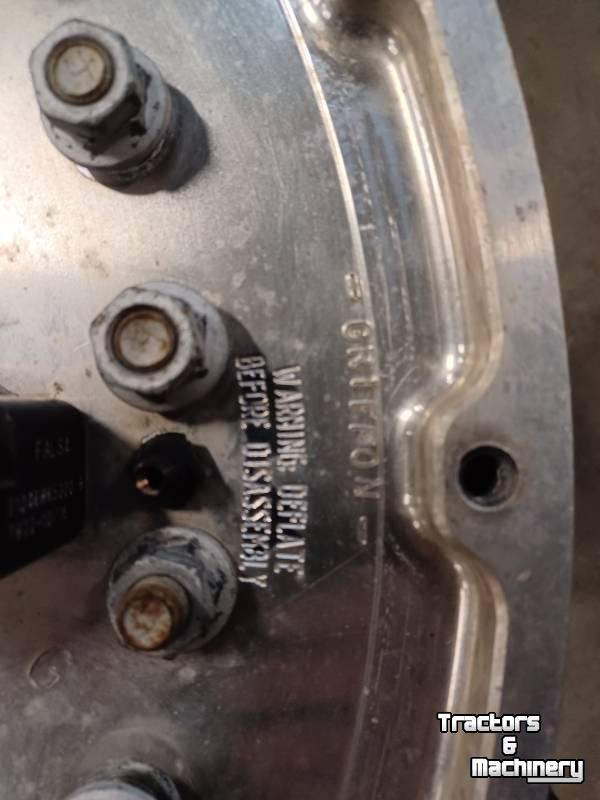 Roues, Pneus, Jantes, Barillets Jumelage  395/80 20