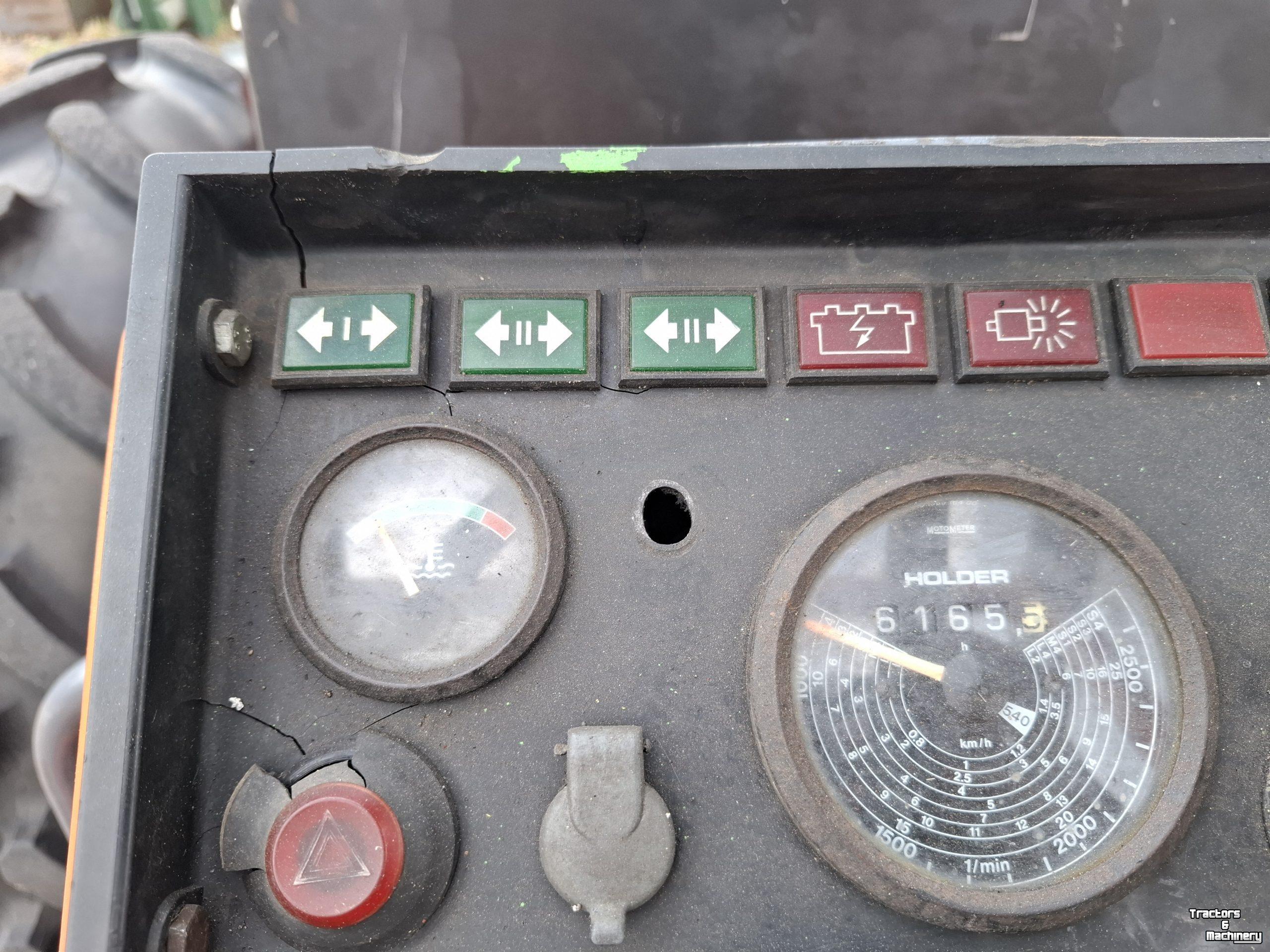 Tracteur pour vignes et vergers Holder a60