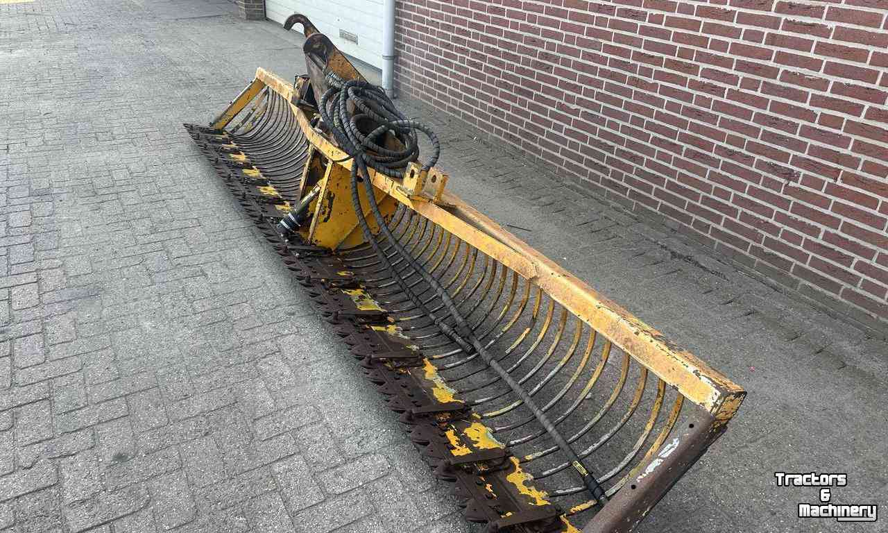 Benne de fauche Herder Maaikorf