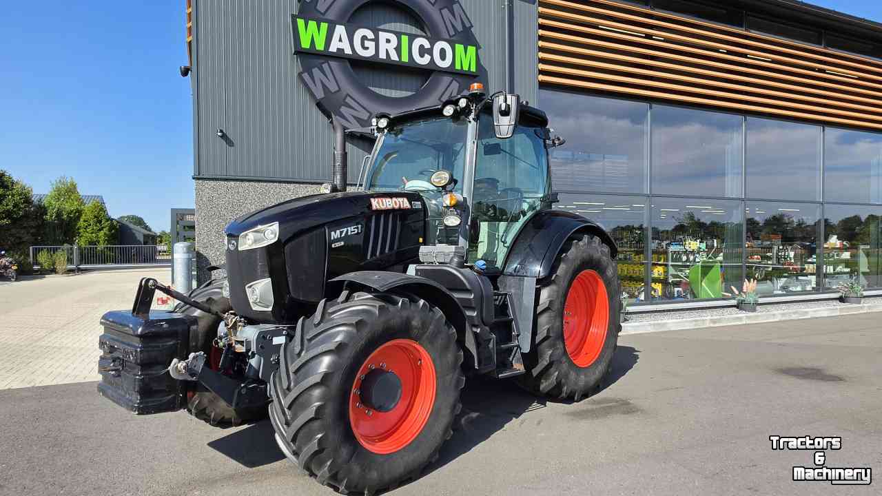 Tracteur Kubota M7151 KVT Black