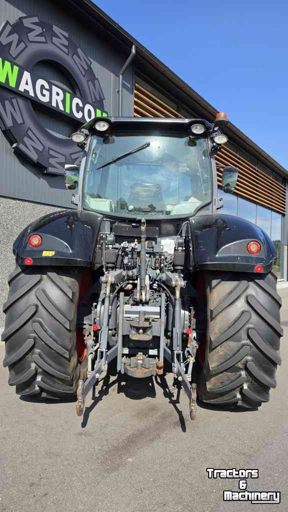 Tracteur Kubota M7151 KVT Black