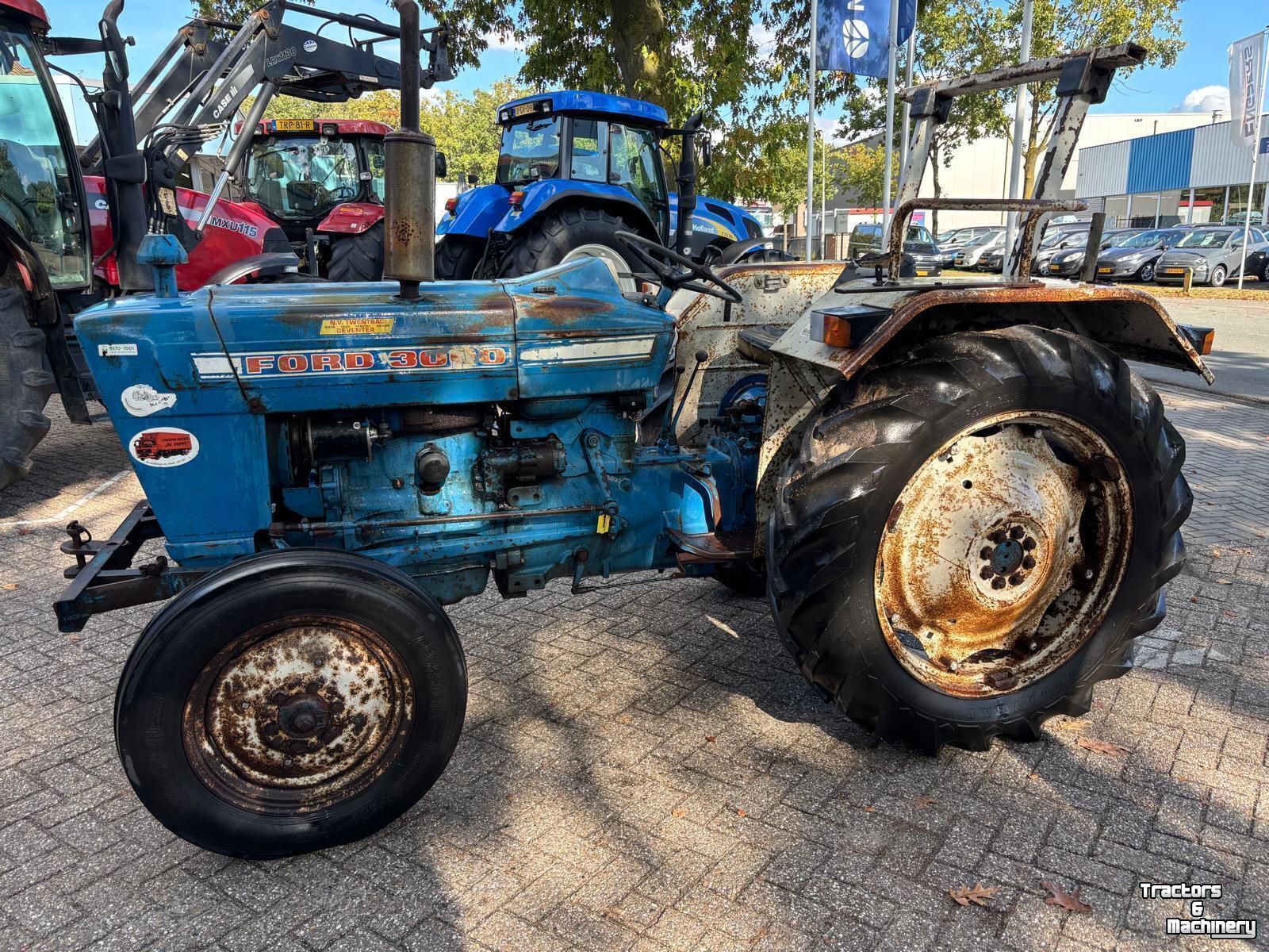 Tracteur Ford 3000
