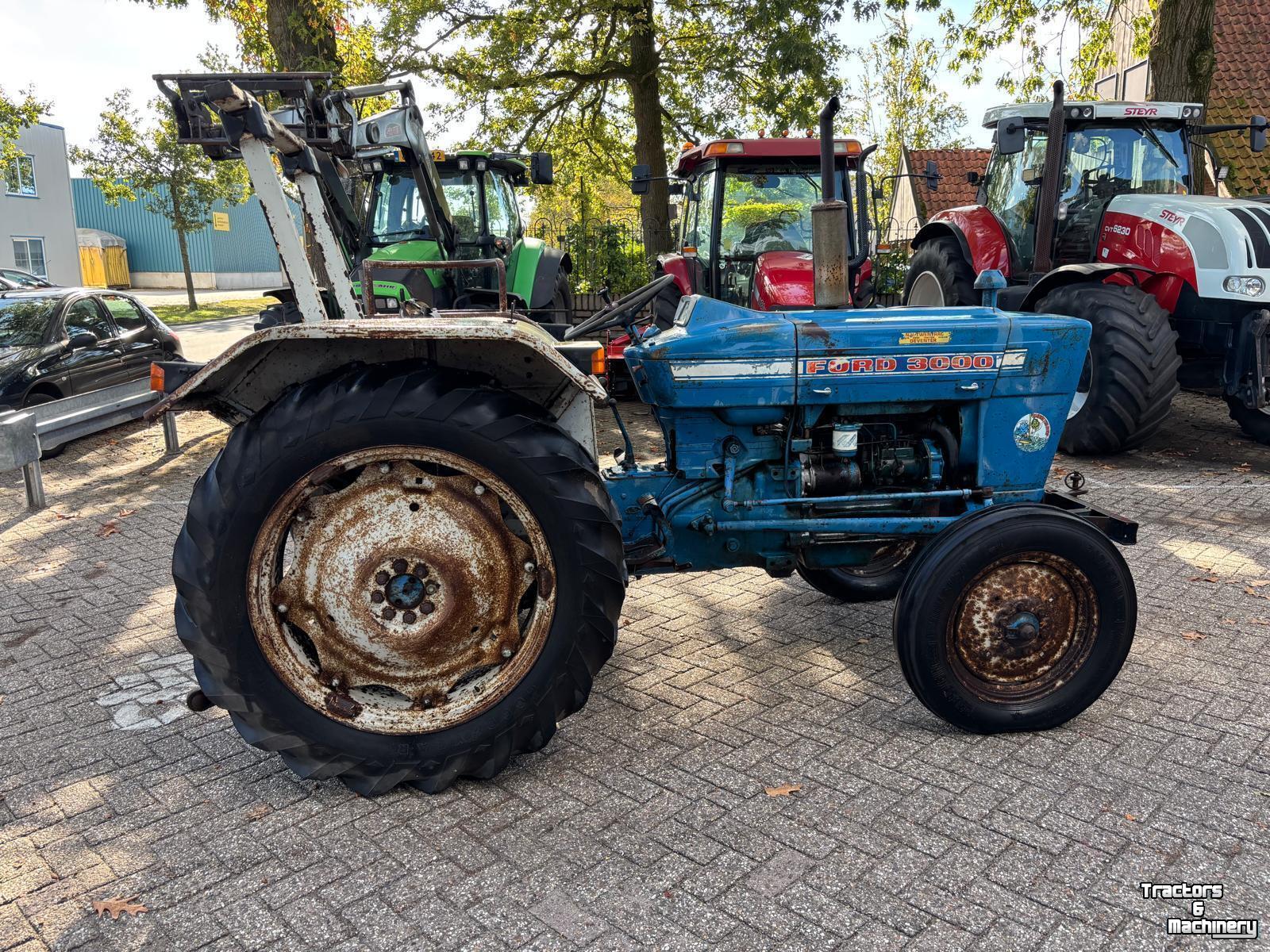 Tracteur Ford 3000