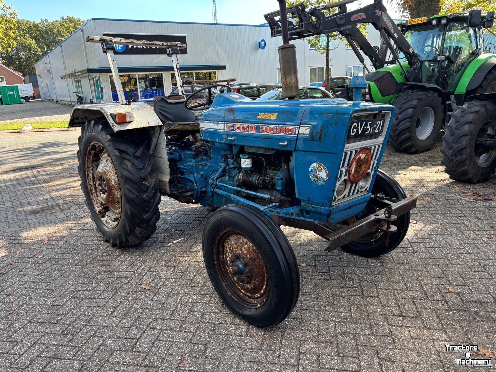Tracteur Ford 3000