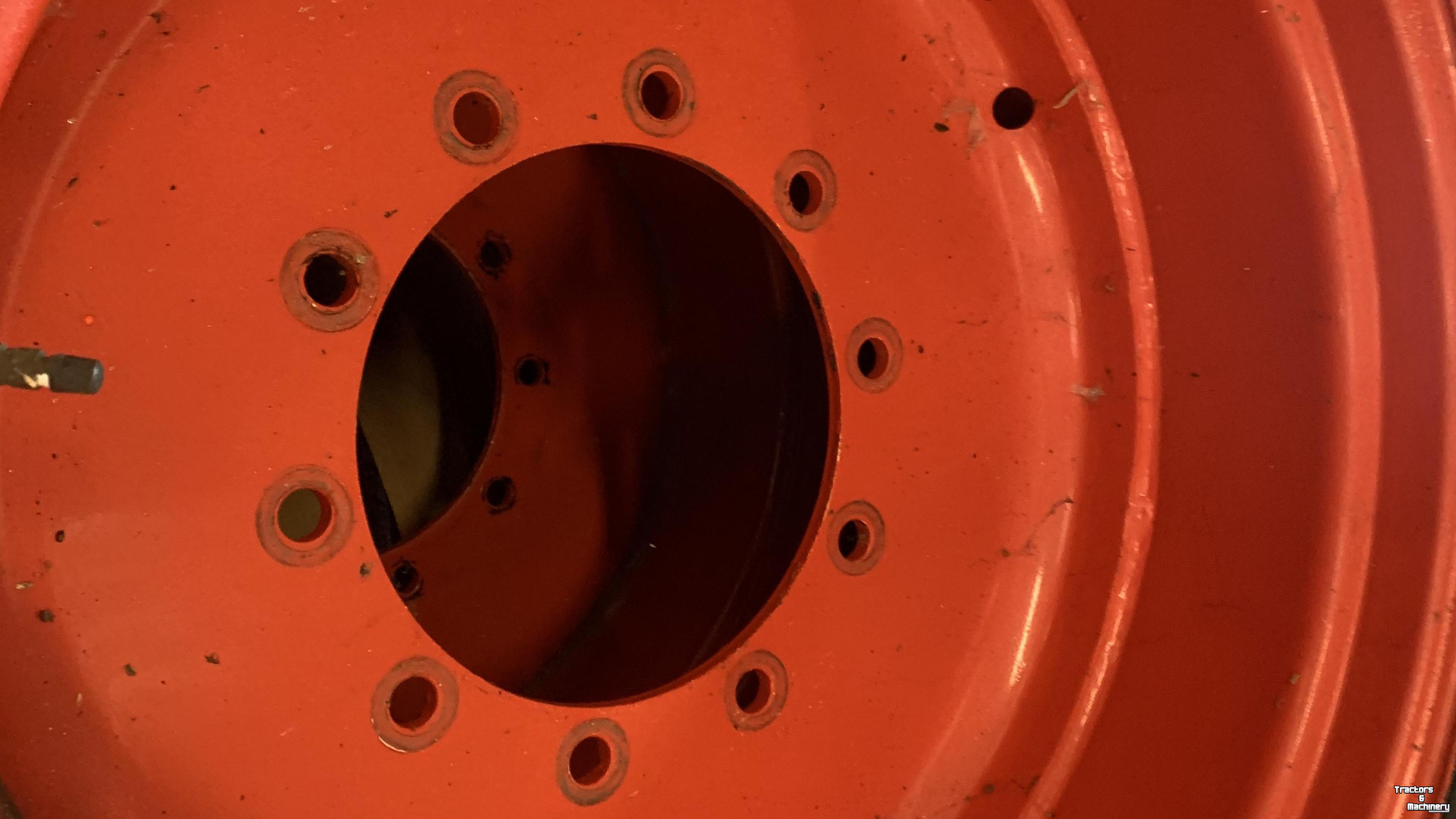 Roues, Pneus, Jantes, Barillets Jumelage Continental Continental 540/65R28 op Fendt velg