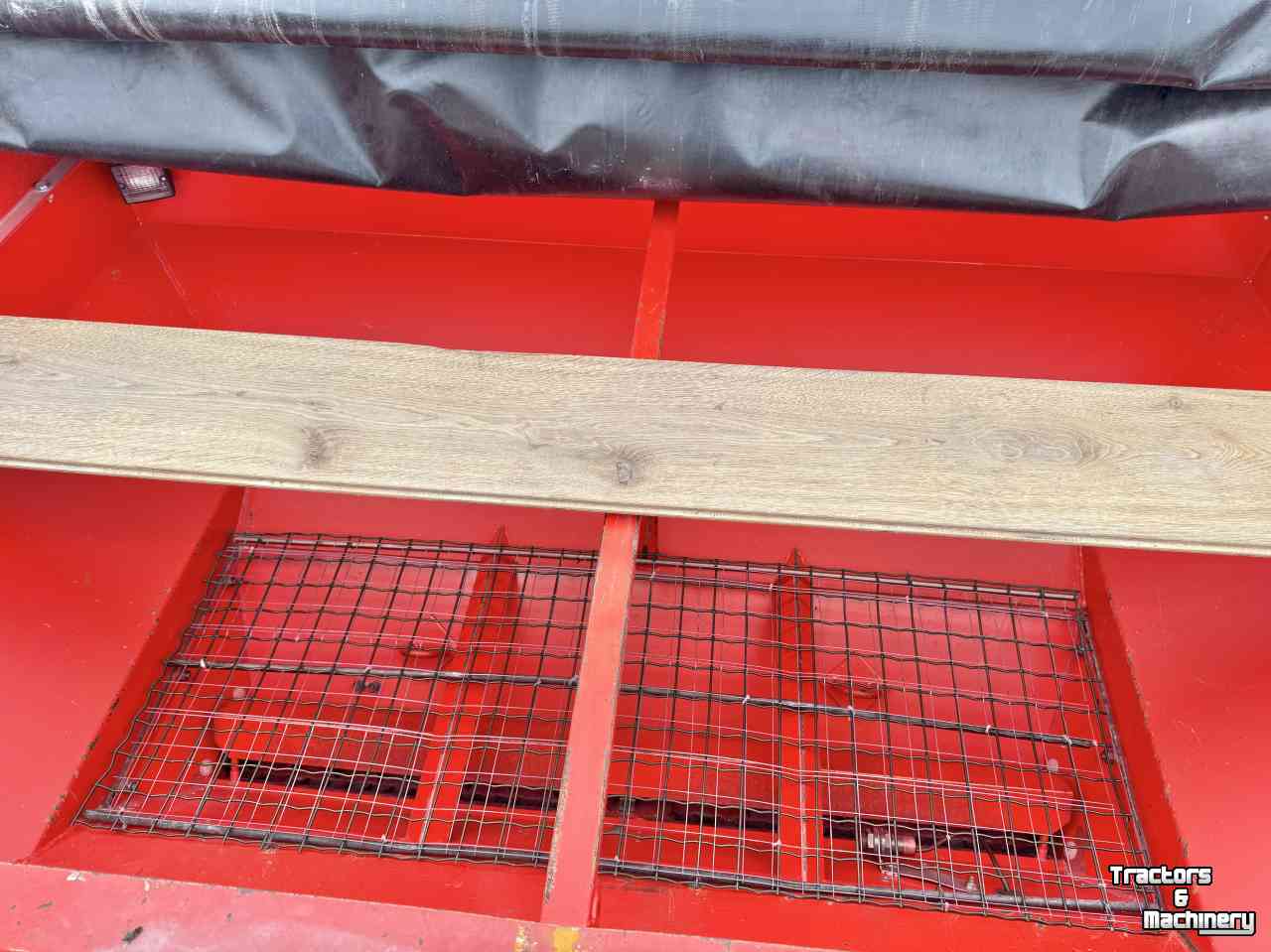 Semoir Roger 4 Mtr Pneumatisch zaaimachine Roger R - Ti