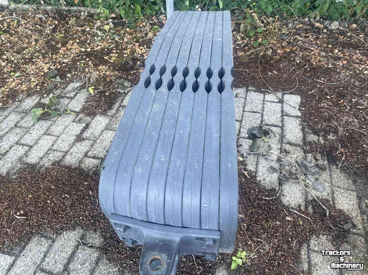 Poids frontaux New Holland 8 X 100KG
