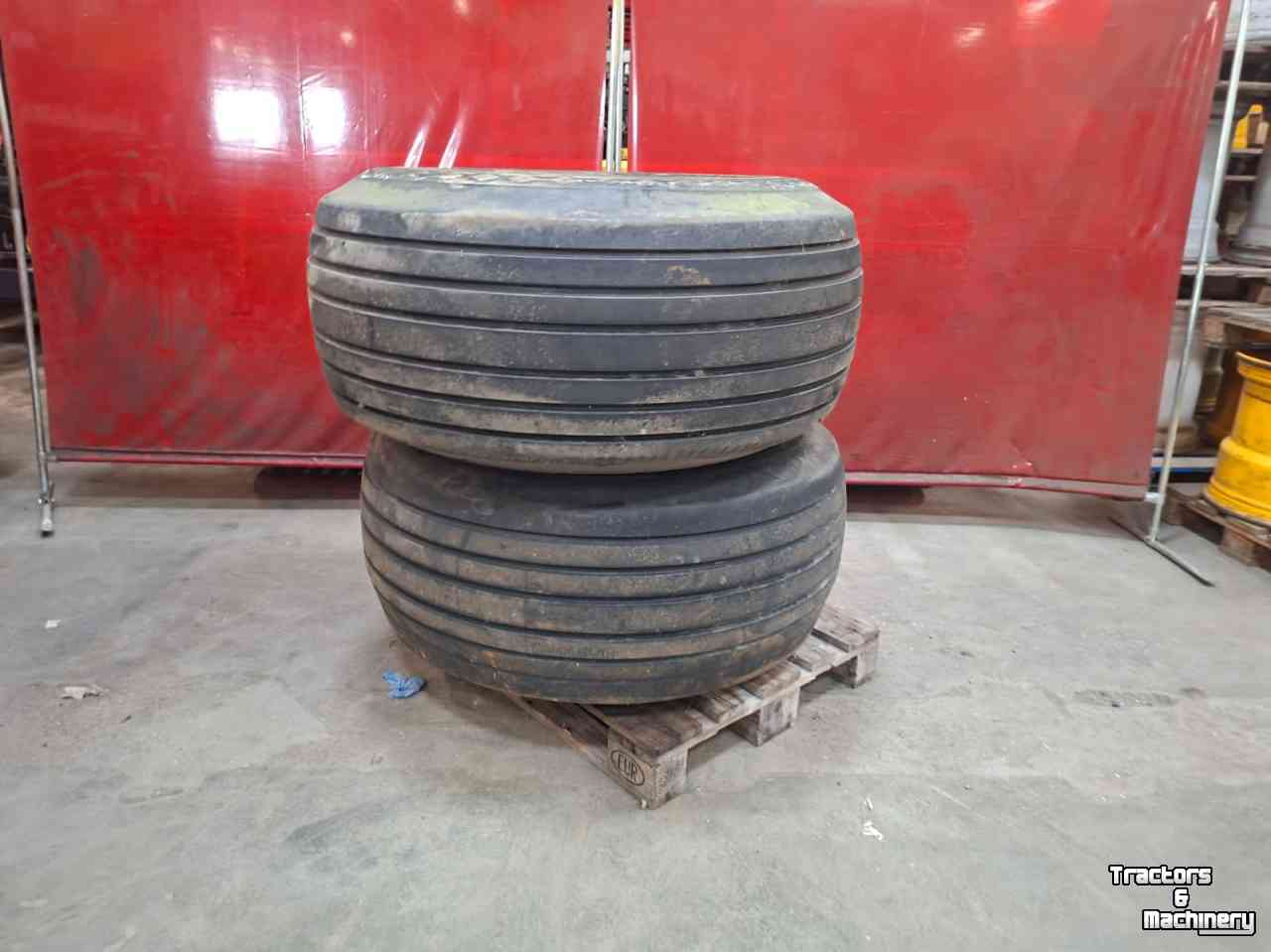 Roues, Pneus, Jantes, Barillets Jumelage  De Molen 550/60-22.5