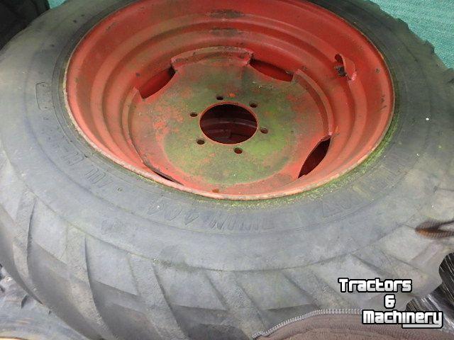 Roues, Pneus, Jantes, Barillets Jumelage Trelleborg 400 60.22,5