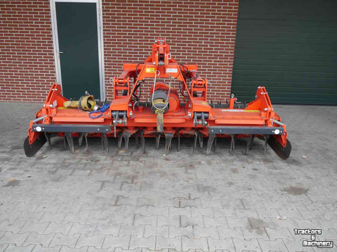 Herse rotative Kverneland Kubota PH 3201
