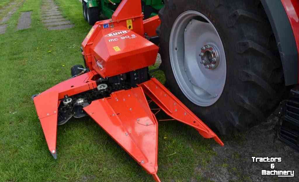 Ensileuse automotrice Kuhn MC90 Twin