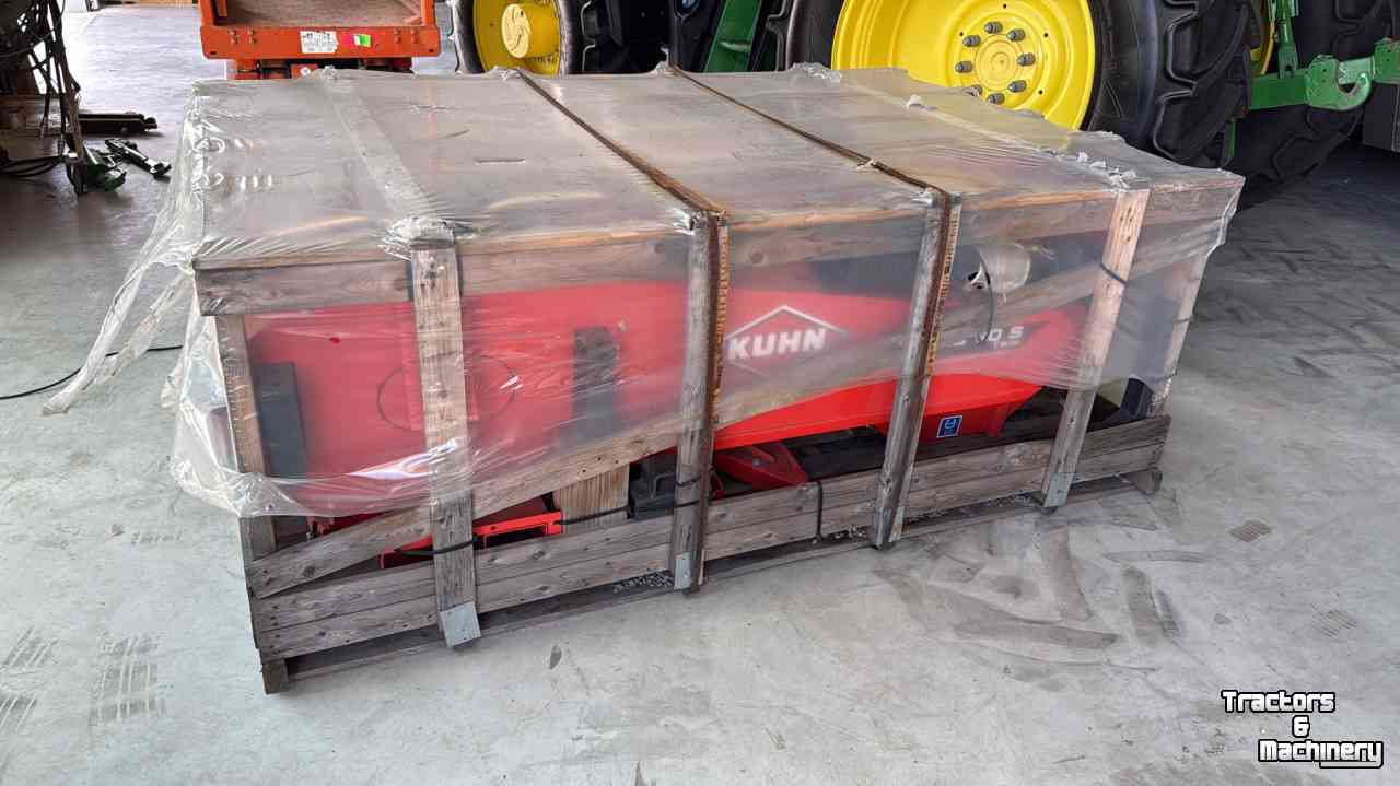 Ensileuse automotrice Kuhn MC90 Twin