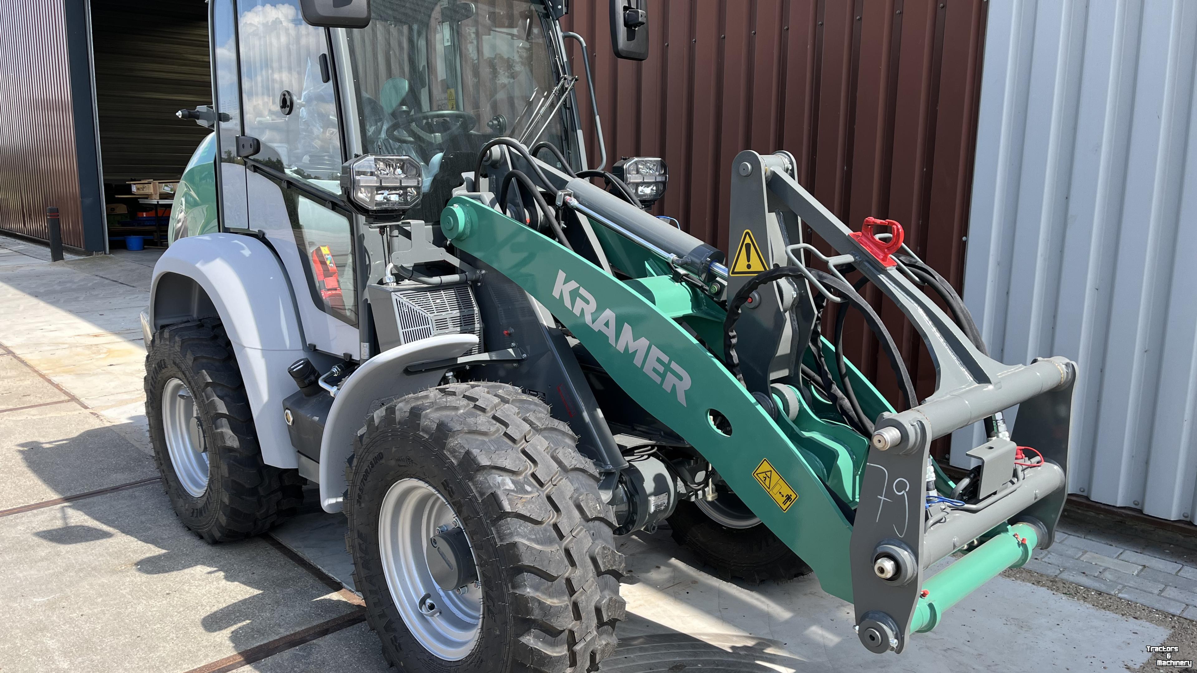 Chargeuse sur pneus Kramer KL25.5e