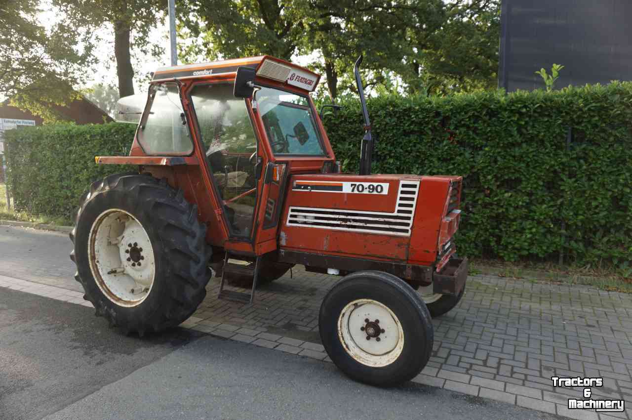 Tracteurs Fiat 70-90