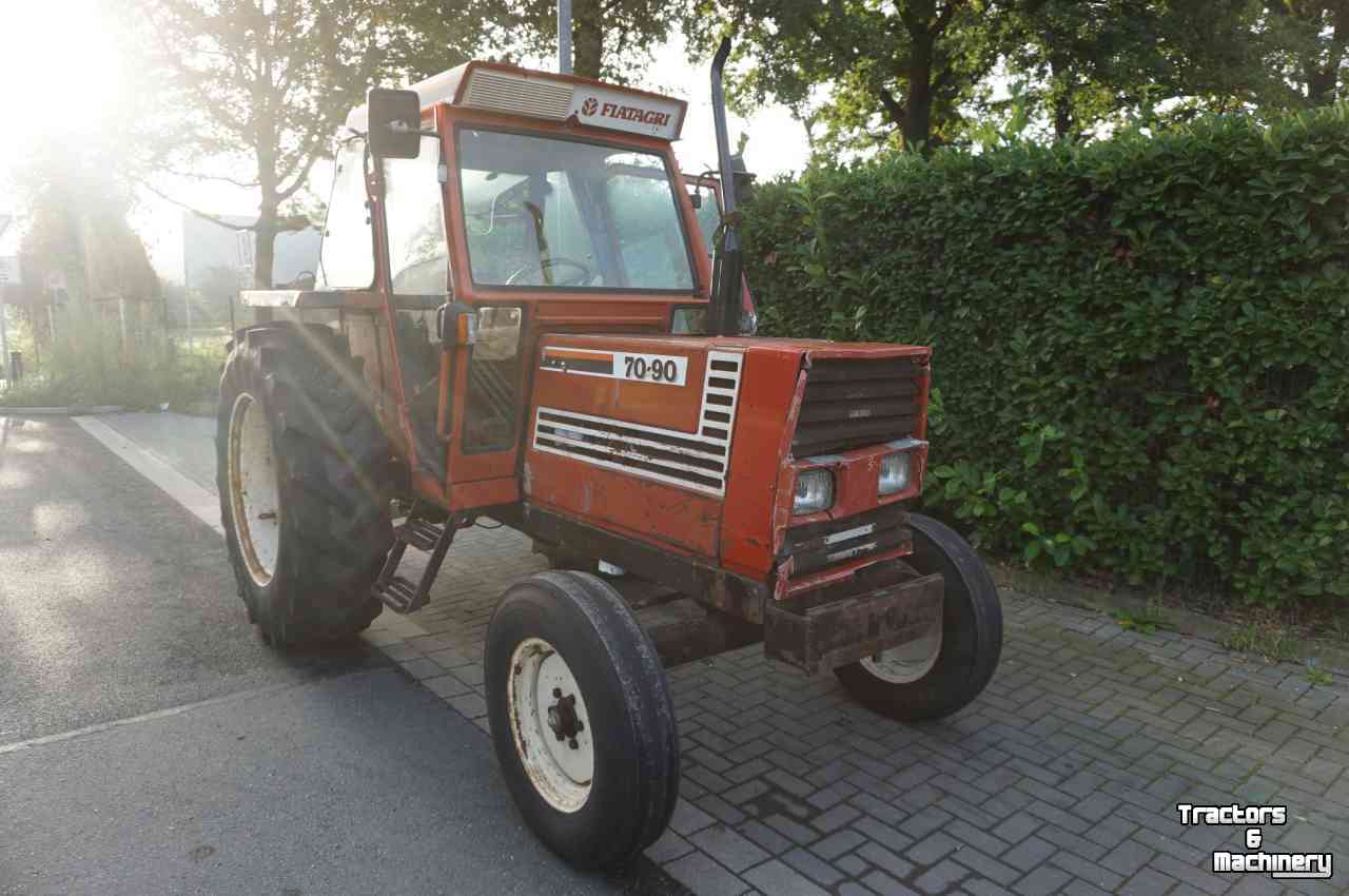 Tracteurs Fiat 70-90