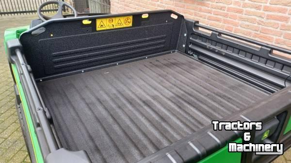 Tracteur pour vignes et vergers John Deere gator 6x4 diesel