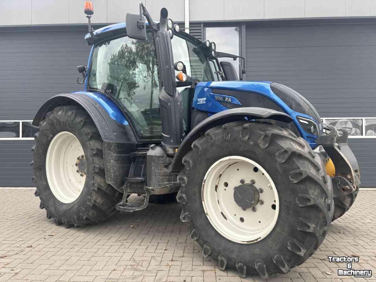 Tracteur Valtra N174 Versu