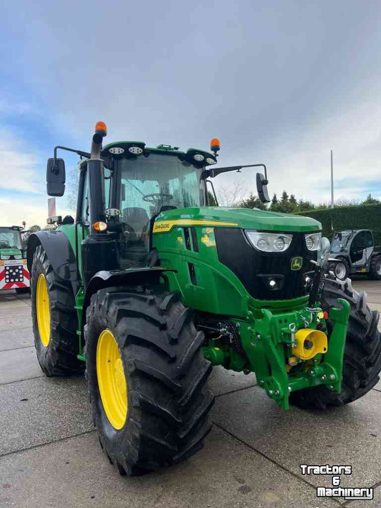 Tracteur John Deere 6M 185
