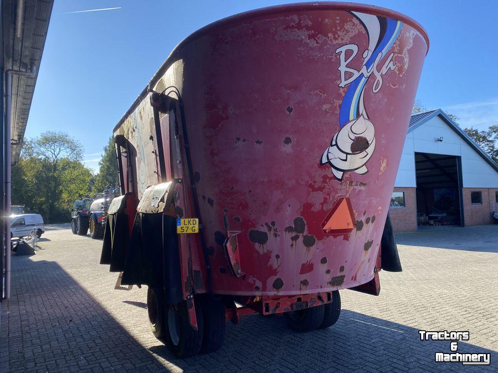 Mélangeuse Peecon VMW 320 voermengwagen