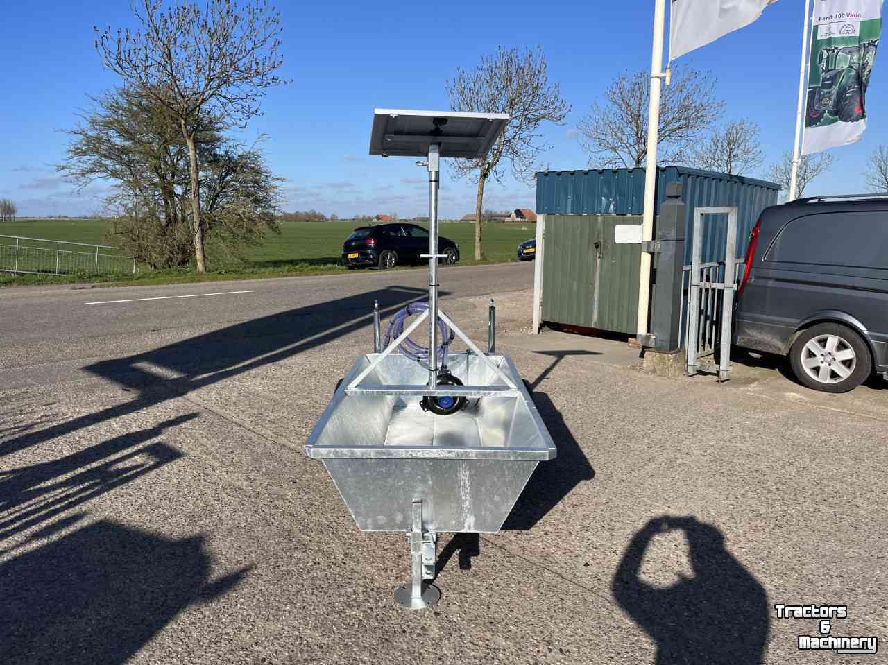 Auge à l‘énergie solaire  Waterdrinkbak model 3