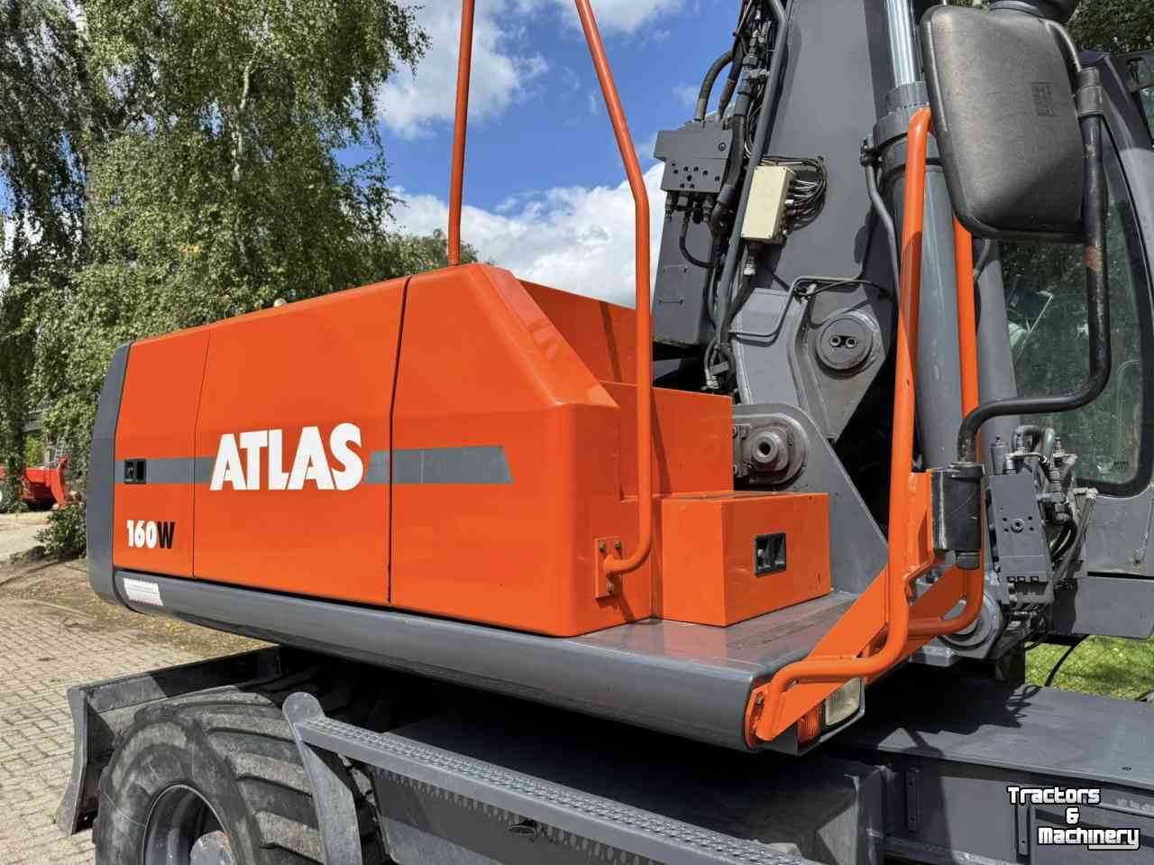 Pelles sur pneus Terex ATLAS TW160 mobiele kraan
