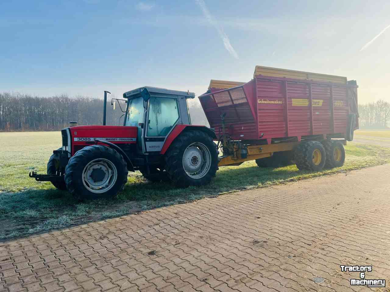 Tracteur Massey Ferguson 3085 E Autotronic