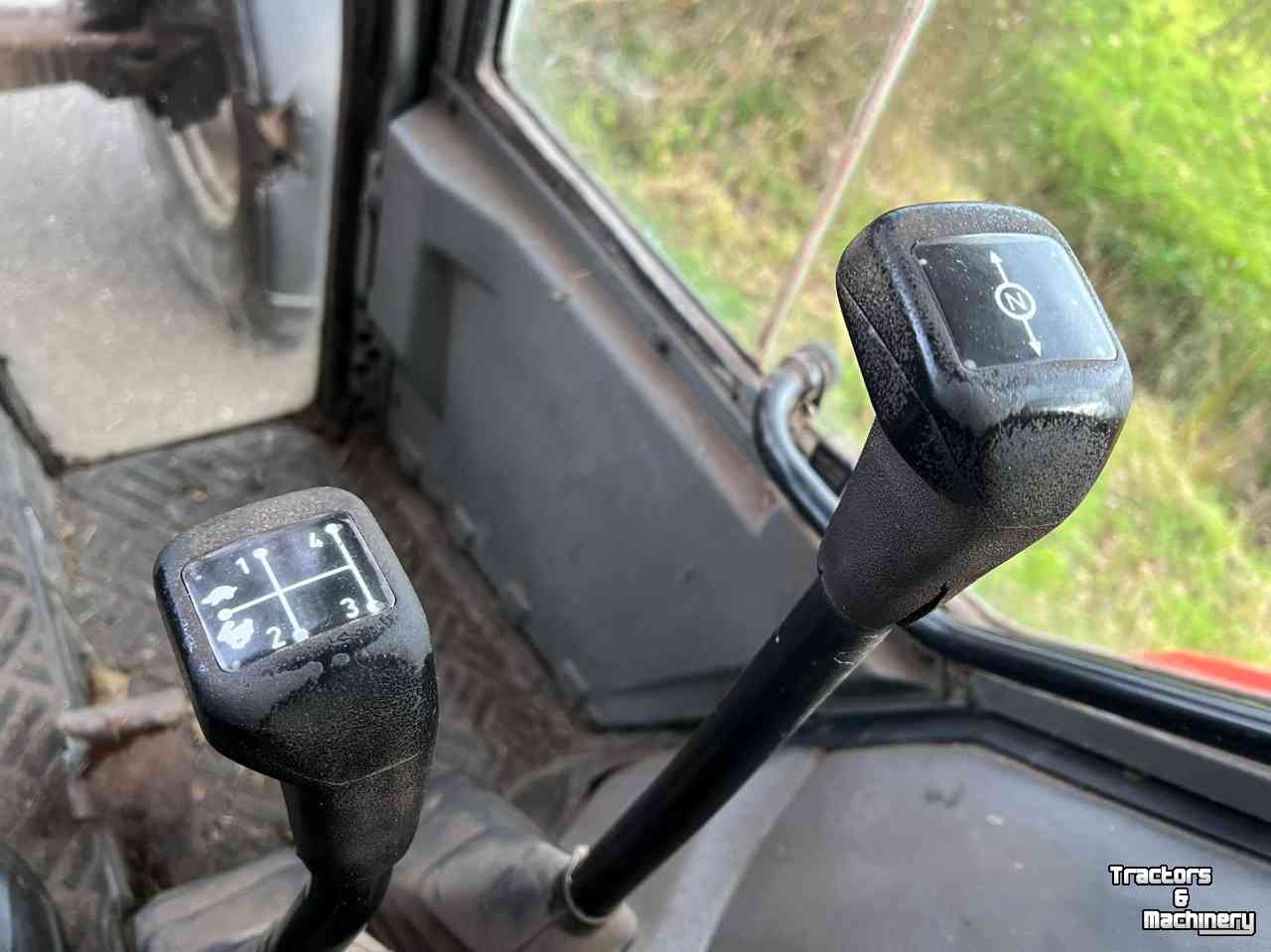 Tracteur Massey Ferguson 3085 E Autotronic