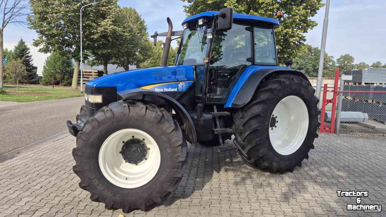 Tracteur New Holland TM155 PC 40Kmh. met kruip en Airco