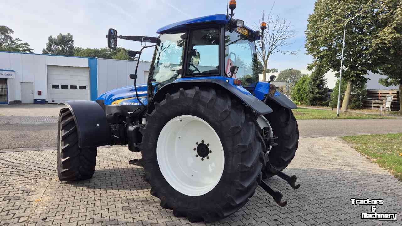 Tracteur New Holland TM155 PC 40Kmh. met kruip en Airco