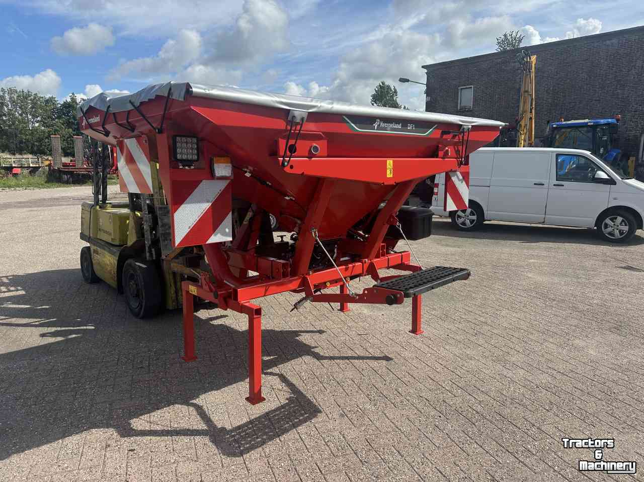 Trémie frontale de semis Kverneland Df1