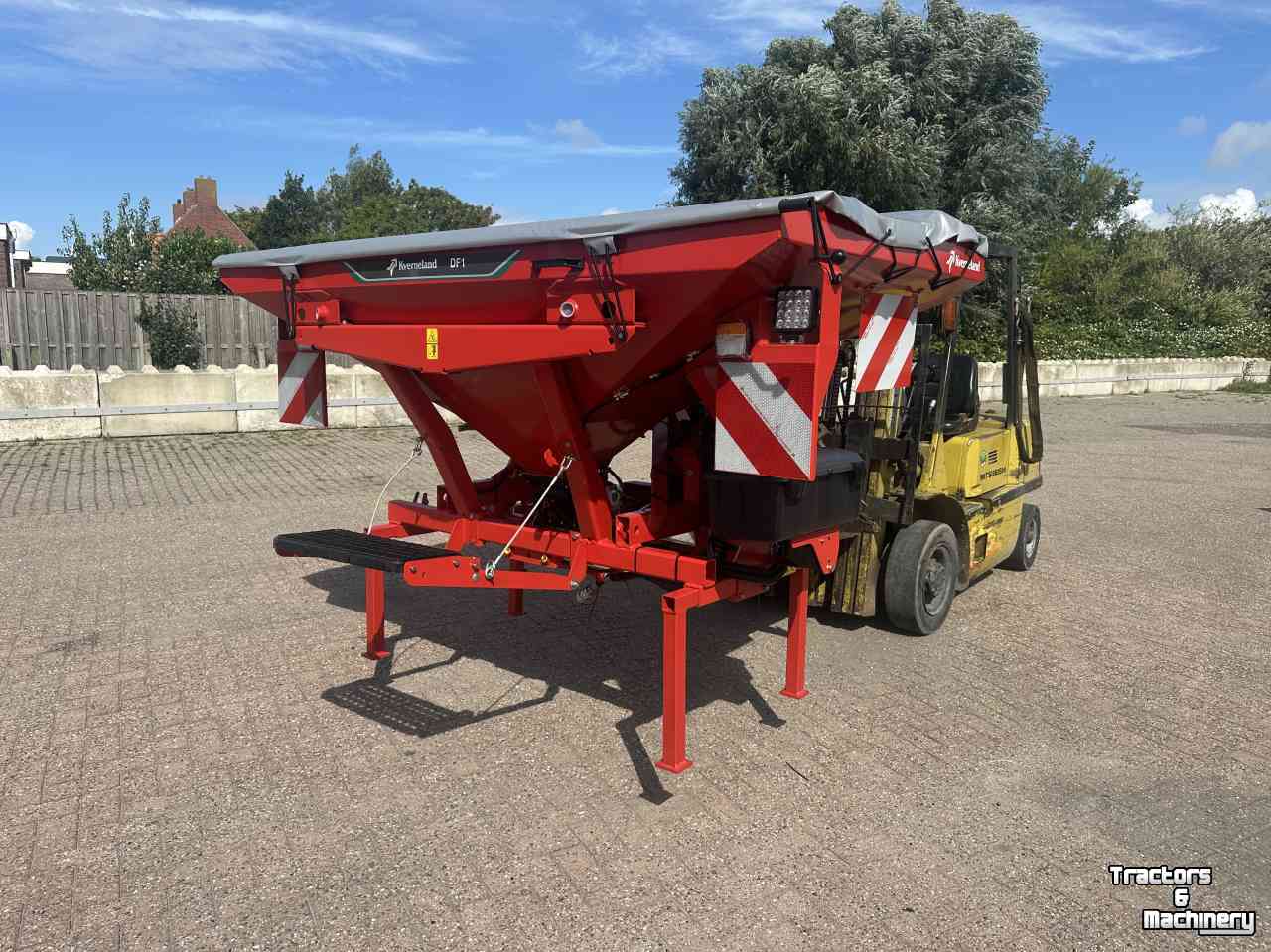 Trémie frontale de semis Kverneland Df1