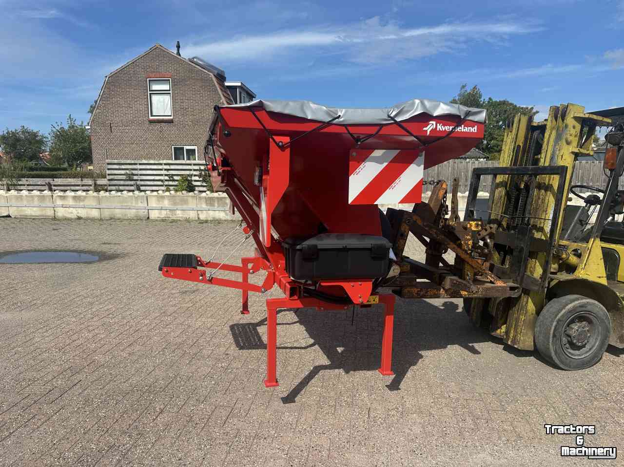 Trémie frontale de semis Kverneland Df1