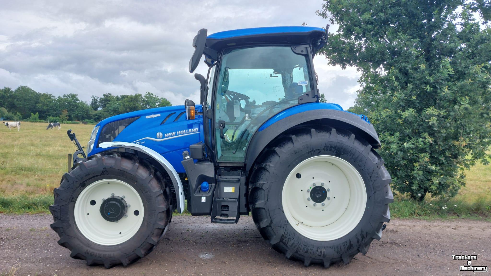 Tracteur New Holland 140 AutoCommand