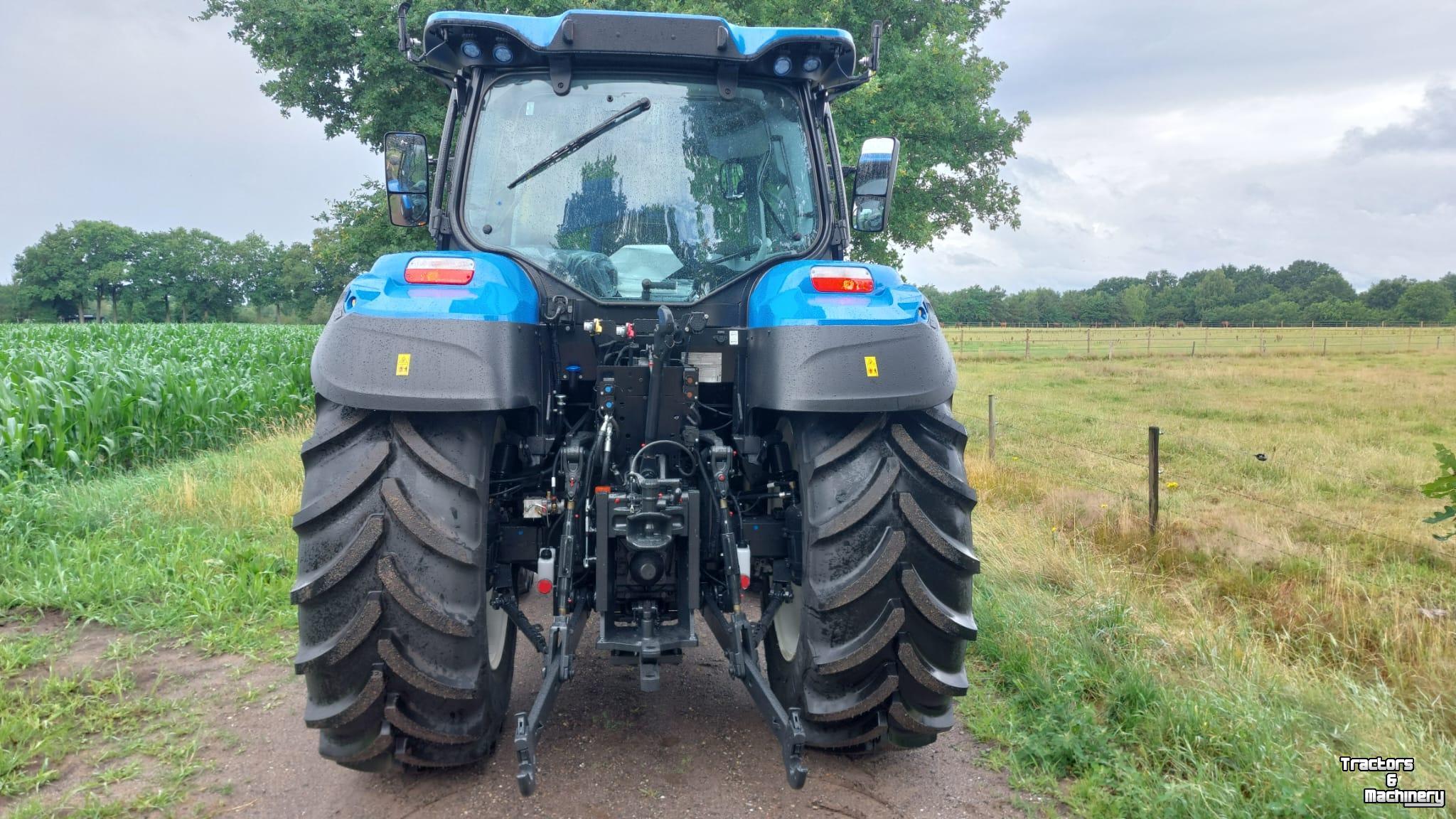 Tracteur New Holland 140 AutoCommand