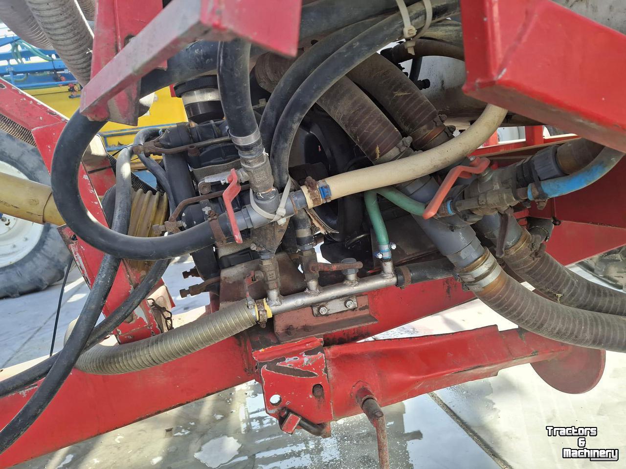 Pulvérisateur porté Agrifac 3027EH