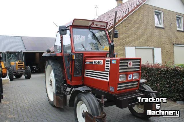 Tracteur Fiat 60-90