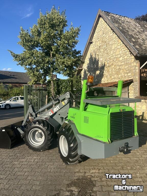 Chargeuse sur pneus Giant V5002 X-tra