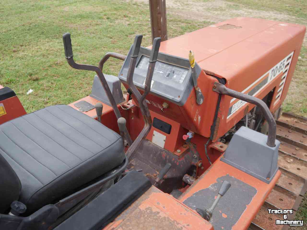 Tracteur Fiat 70-65 rups