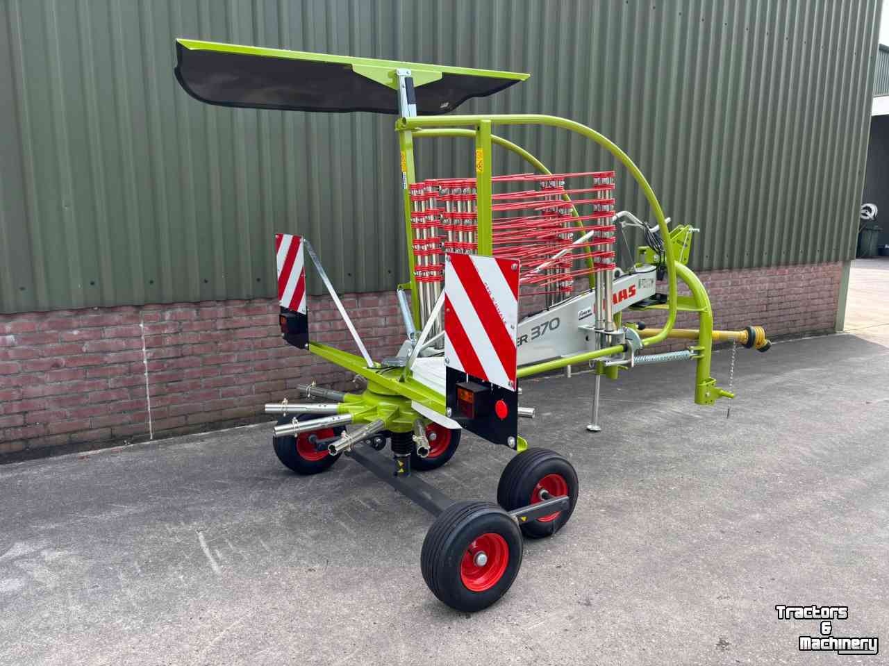 Andaineur Claas Liner 370