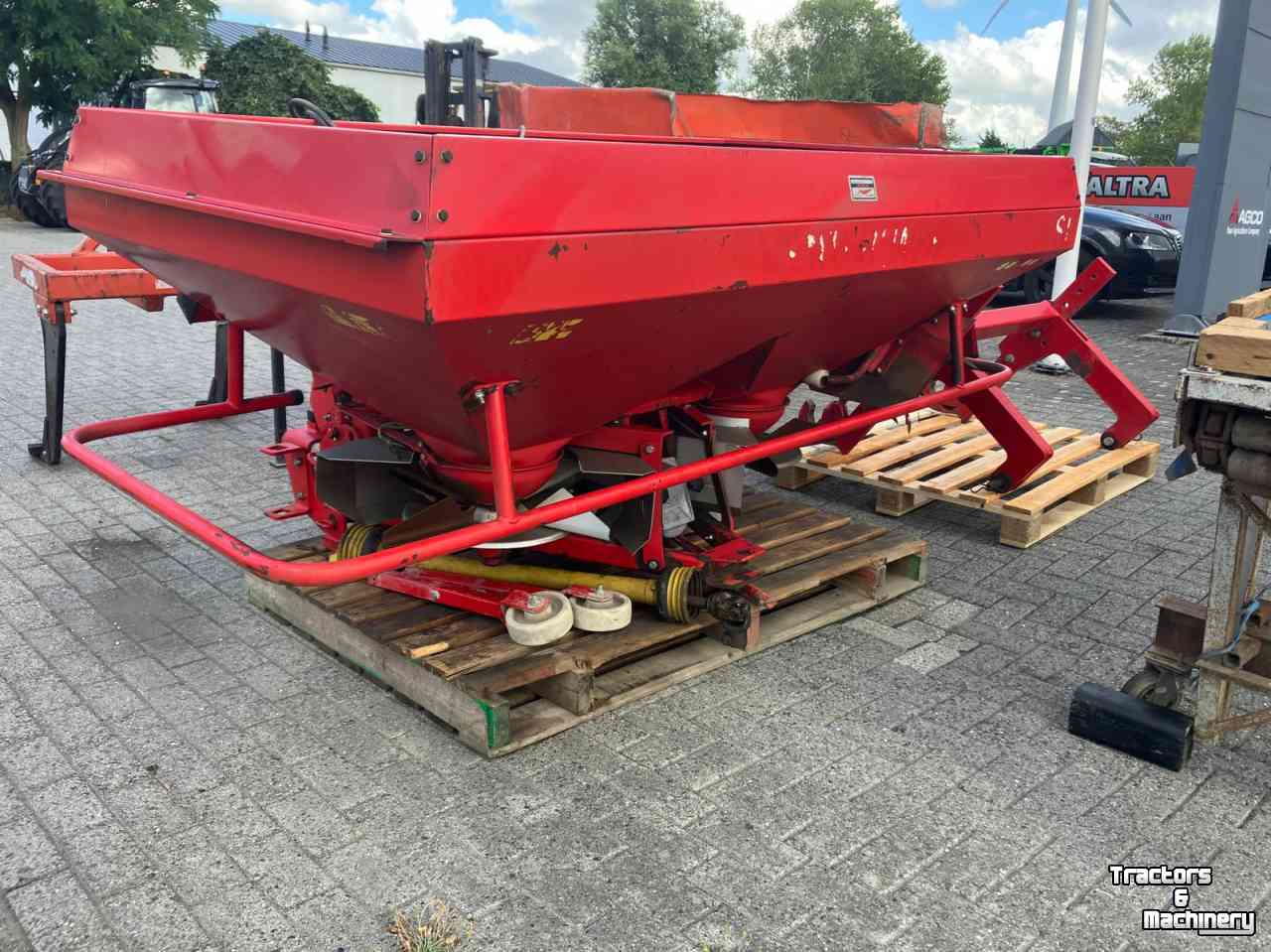 Distributeur d‘engrais Lely centerline + weegbok.