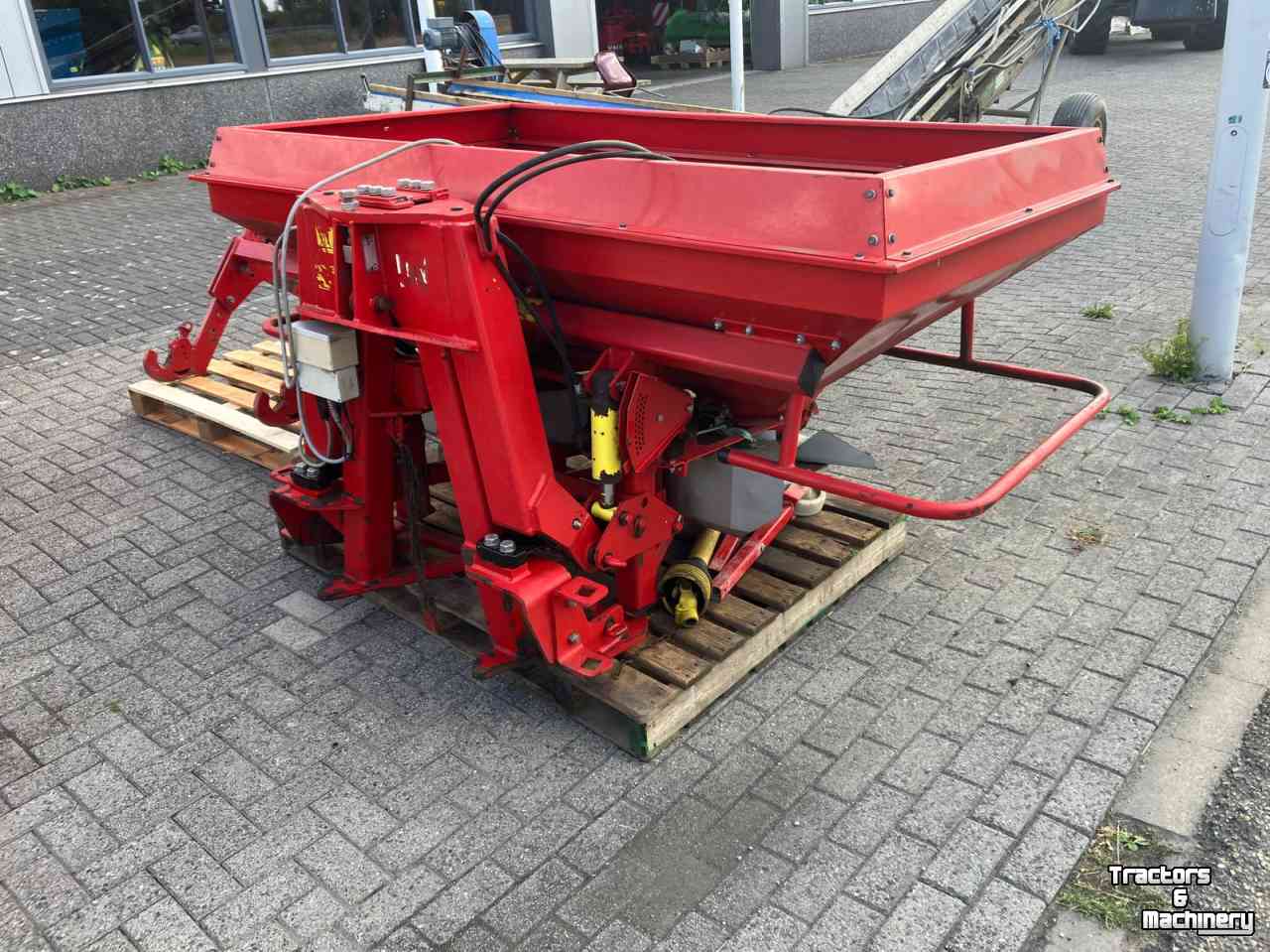 Distributeur d‘engrais Lely centerline + weegbok.